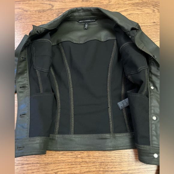 WHBM White House Black Coated Cropped Denim Jacket, Olive Green, Size 4 - Picture 5 of 8